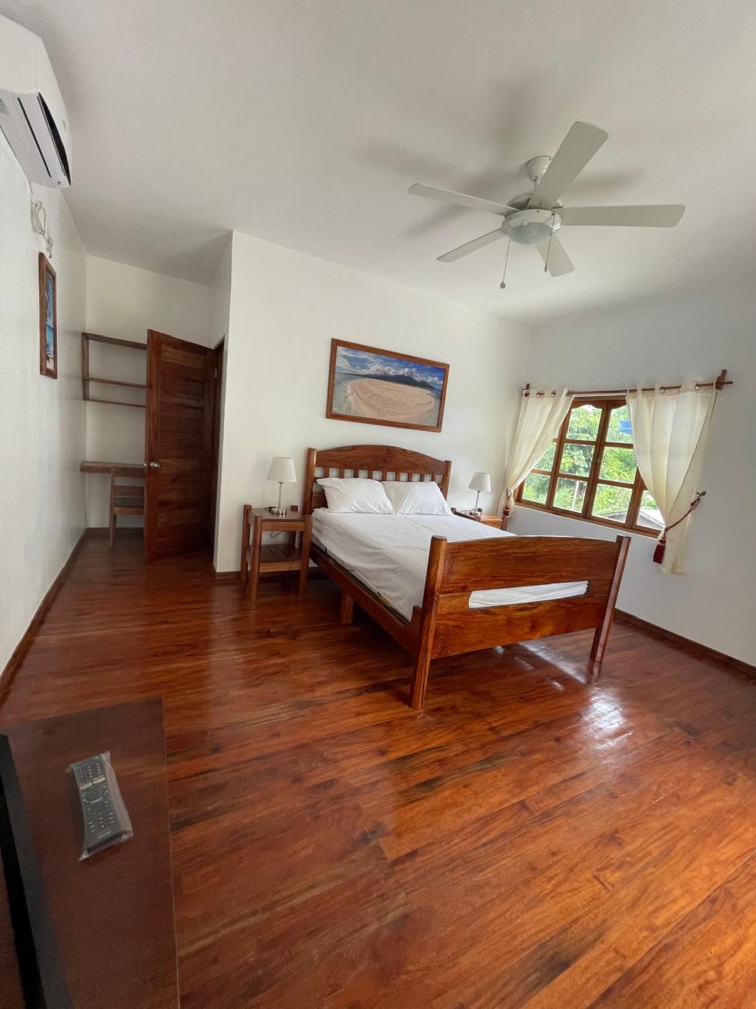 Agoho Resort Mambajao Ruang foto